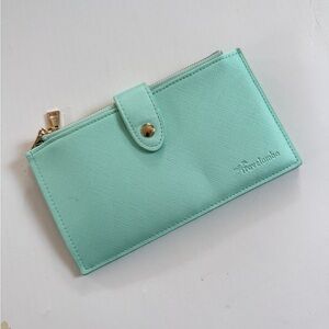 Travelambo Mint Green Women's Wallet NEW